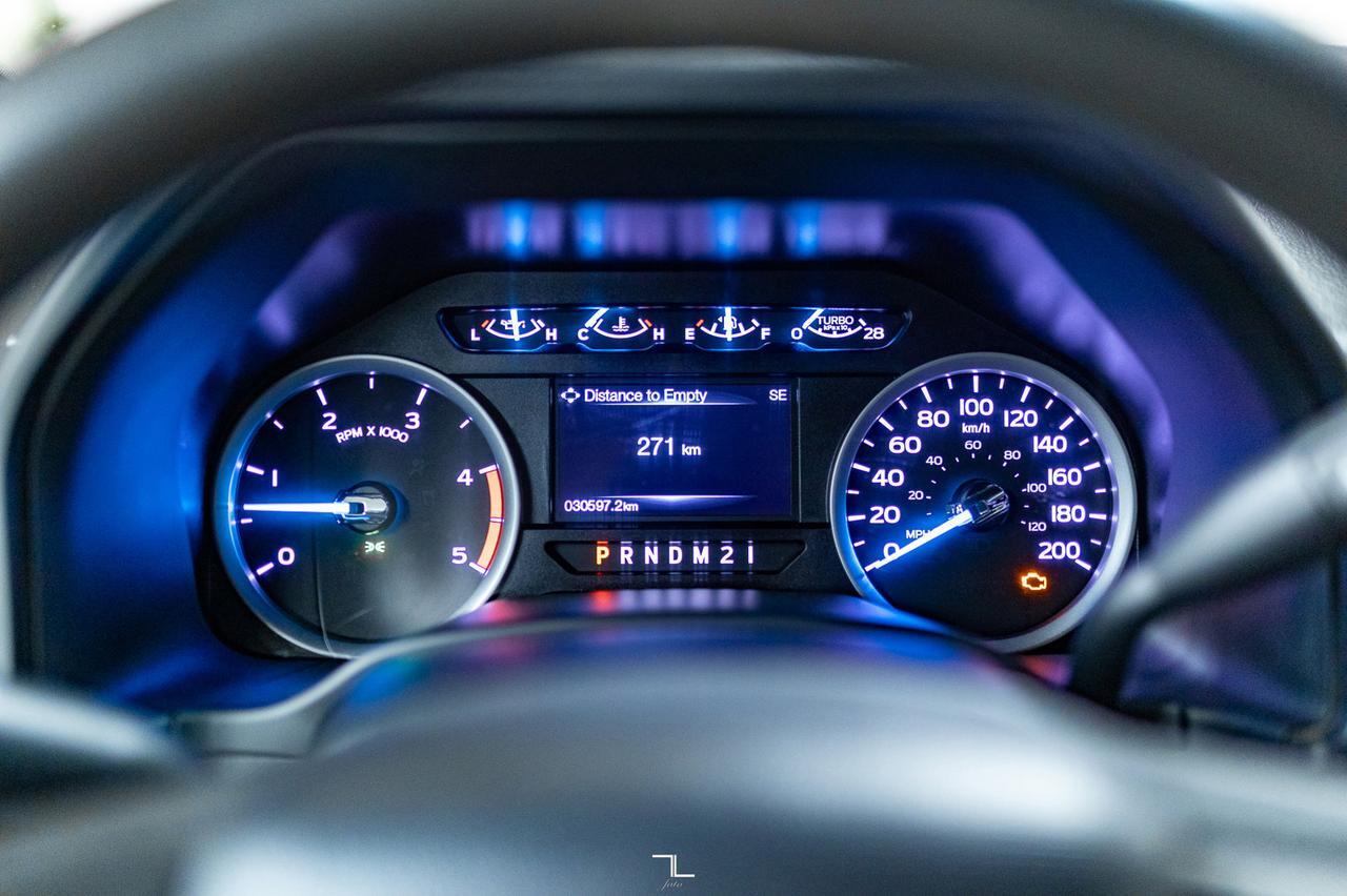 2019 Ford F-550 4x4 Crew Cab XLT Dually Deck Diesel 5th Wheel Red Deer AB