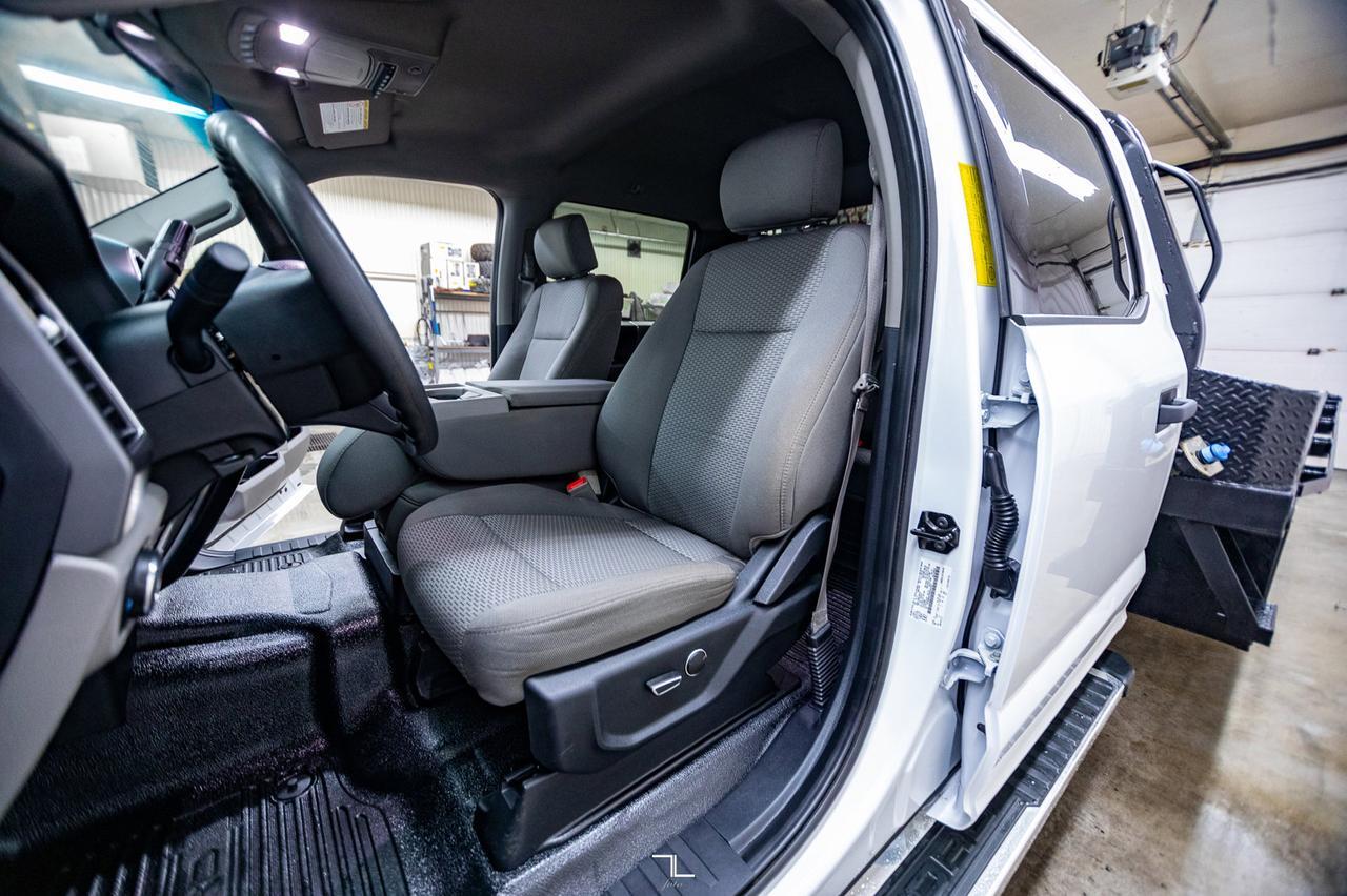 2019 Ford F-550 4x4 Crew Cab XLT Dually Deck Diesel 5th Wheel Red Deer AB