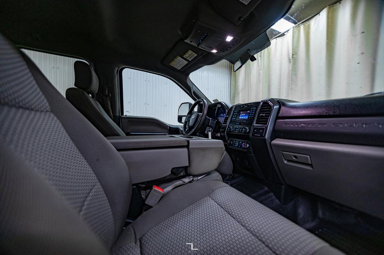 2019 Ford F-550 4x4 Crew Cab XLT Dually Deck Red Deer AB