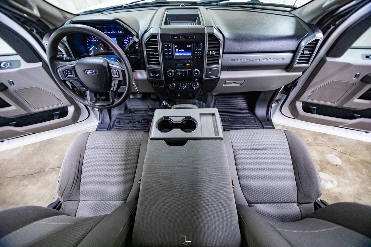 2019 Ford F-550 4x4 Crew Cab XLT Dually Deck Red Deer AB