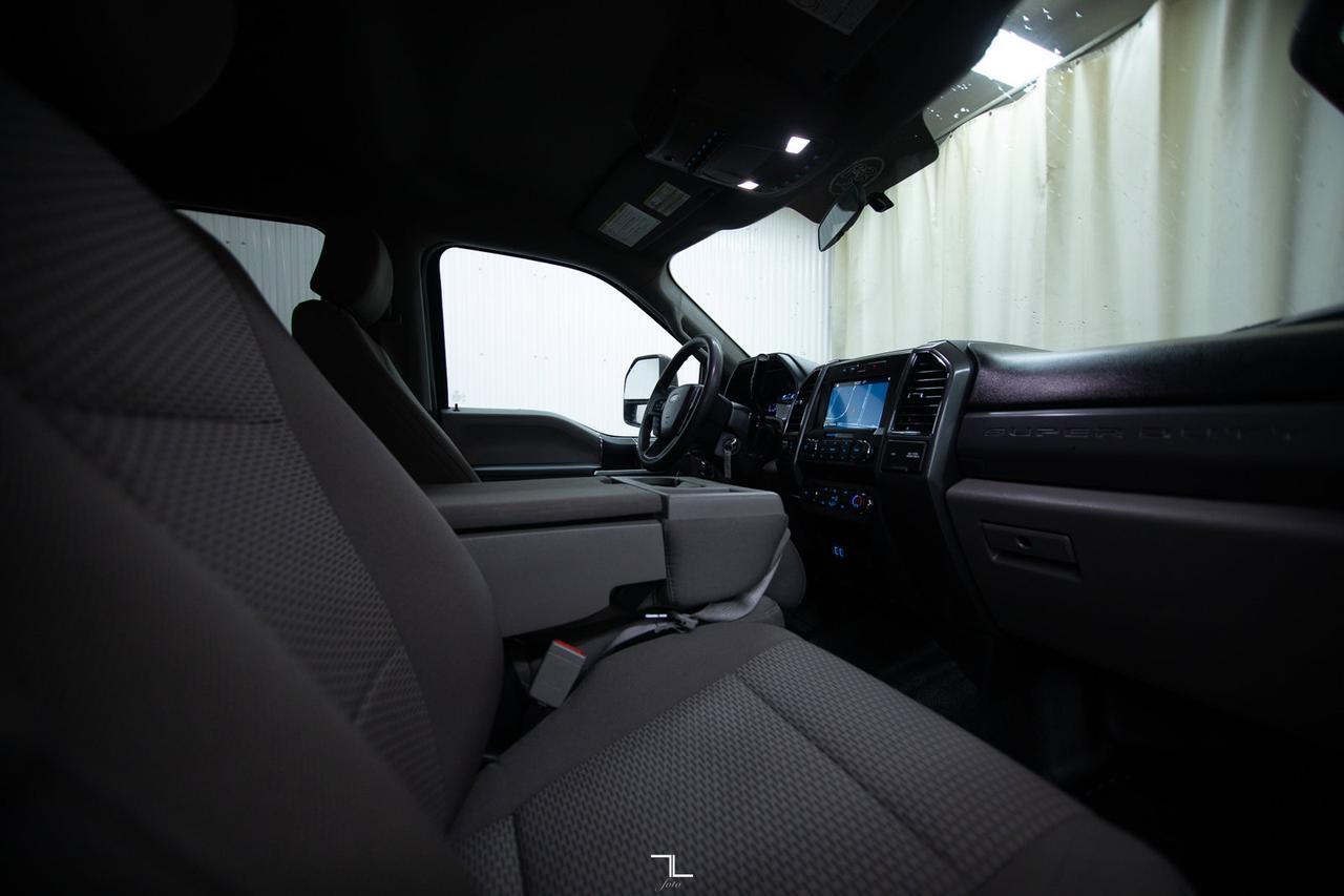 2019 Ford F-550 4x4 Crew Cab XLT Picker Diesel Deck Nav Red Deer AB