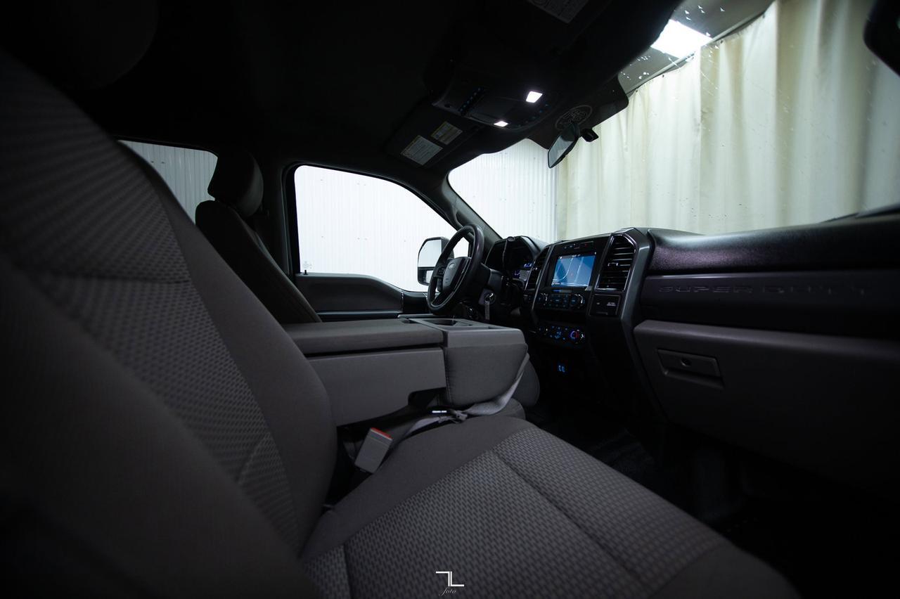 2019 Ford F-550 4x4 Crew Cab XLT Picker Diesel Deck Nav Red Deer AB