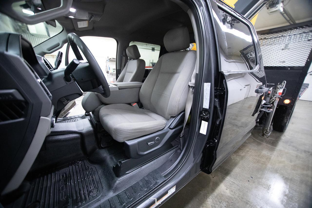 2019 Ford F-550 4x4 Crew Cab XLT Picker Diesel Deck Nav Red Deer AB