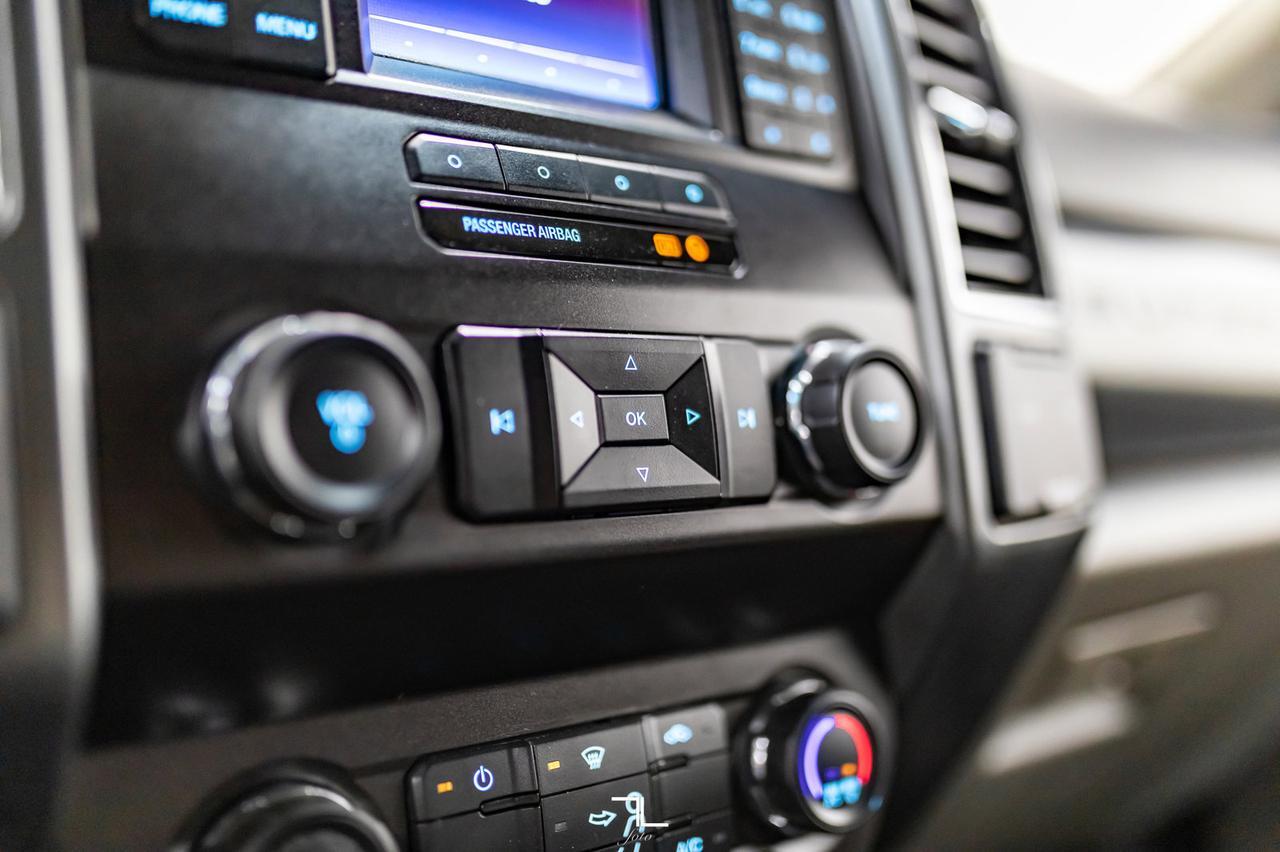 2019 Ford F-550 4x4 Crew Cab XLT Picker Dually Deck Red Deer AB