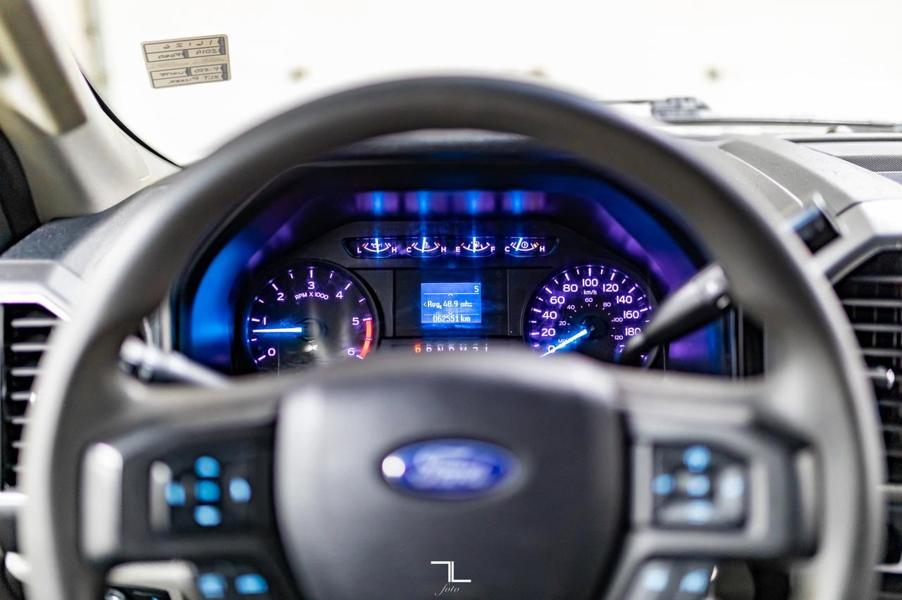 2019 Ford F-550 4x4 Crew Cab XLT Picker Dually Deck Red Deer AB