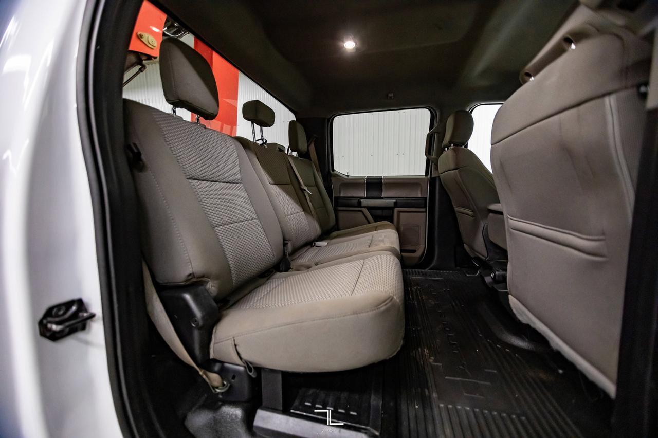 2019 Ford F-550 4x4 Crew Cab XLT Picker Dually Deck Red Deer AB