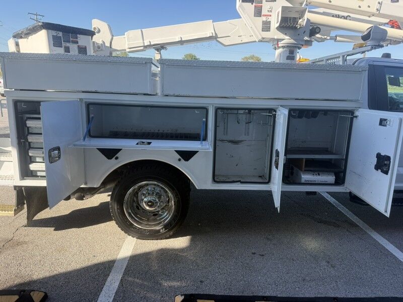 2019 Ford F-550 4x4 Diesel Altec Bucket Truck XL Collinsville OK