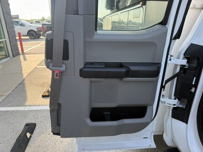 2019 Ford F-550 4x4 Diesel Utility w/ EHC6 Auto Crane XL Collinsville OK