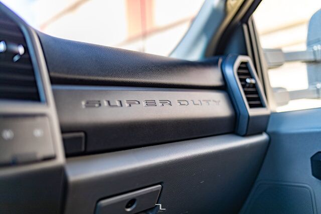 2019 Ford F-550 4x4 Reg Cab XL Cube Van BCam Red Deer AB