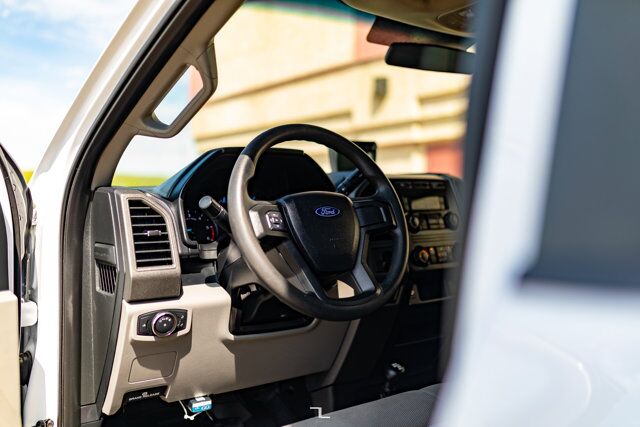 2019 Ford F-550 4x4 Reg Cab XL Cube Van BCam Red Deer AB