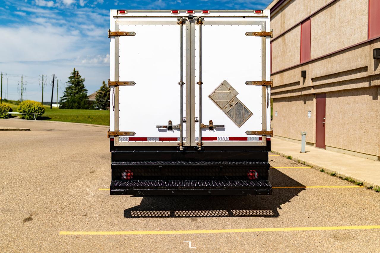 2019 Ford F-550 4x4 Reg Cab XL Cube Van BCam Red Deer AB