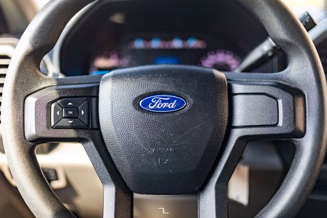 2019 Ford F-550 4x4 Reg Cab XL Cube Van BCam Red Deer AB