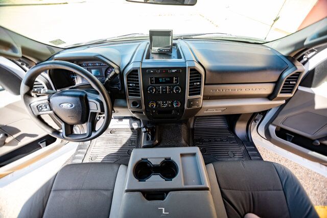 2019 Ford F-550 4x4 Reg Cab XL Cube Van BCam Red Deer AB