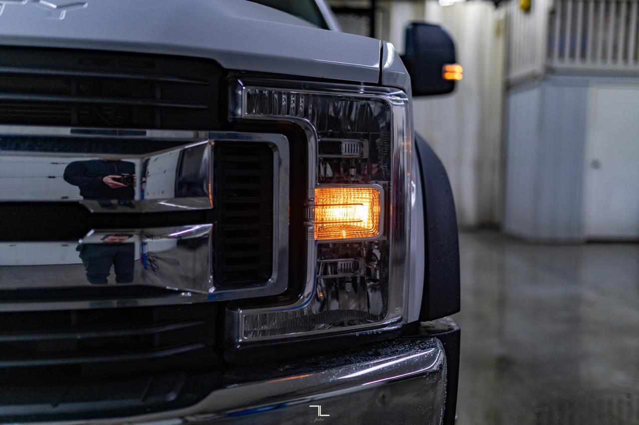 2019 Ford F-550 4x4 Reg Cab XLT Deck Dually Red Deer AB