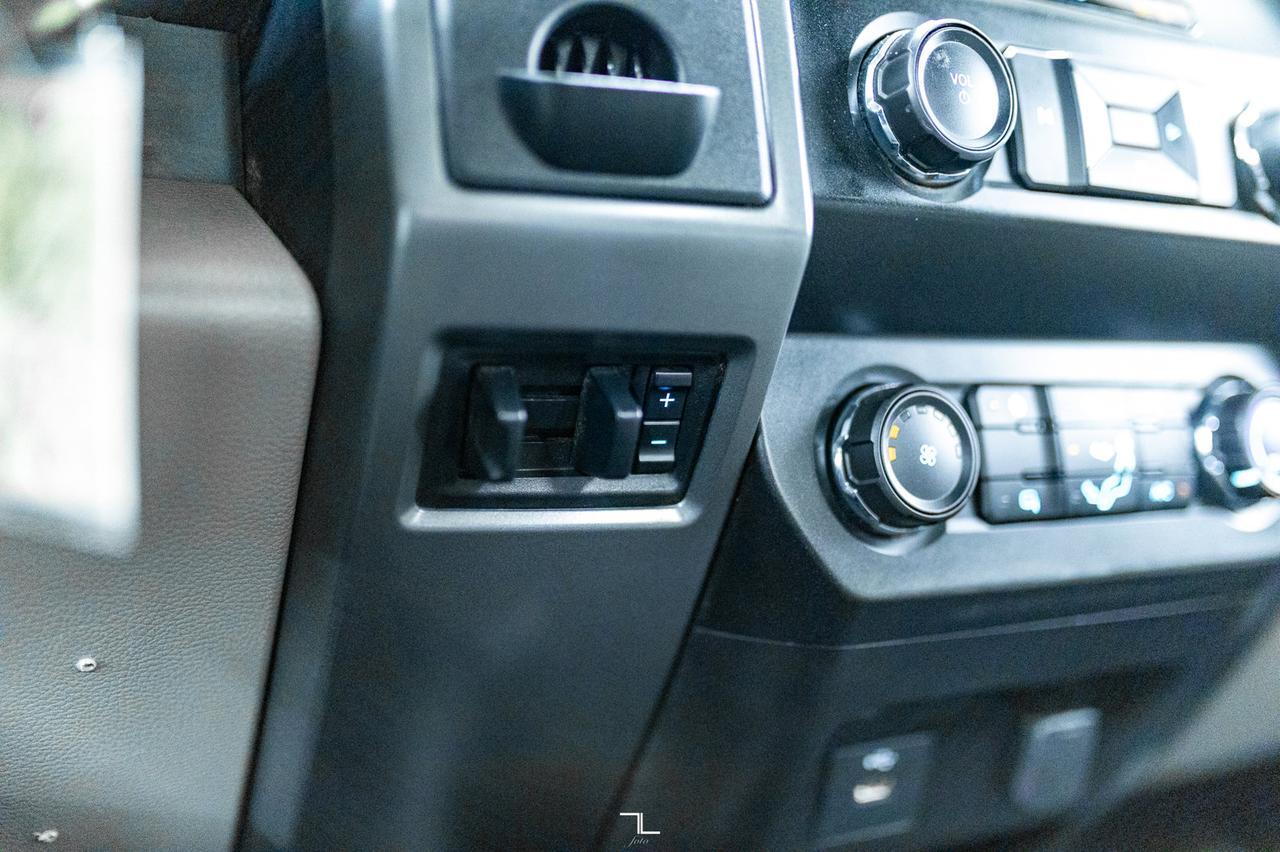 2019 Ford F-550 4x4 Reg Cab XLT Deck Dually Red Deer AB