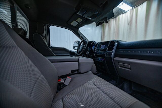 2019 Ford F-550 4x4 Reg Cab XLT Deck Dually Red Deer AB