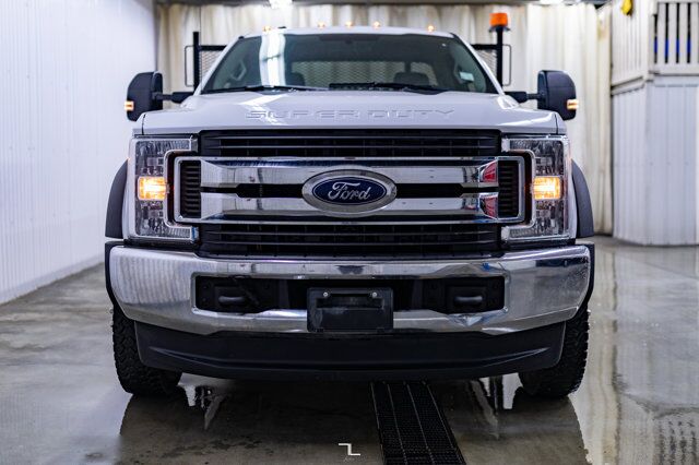 2019 Ford F-550 4x4 Reg Cab XLT Deck Dually Red Deer AB