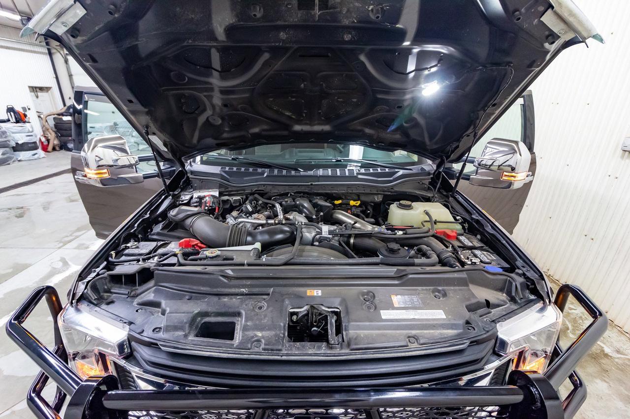 2019 Ford F-550 4x4 Super Cab XLT DRW Diesel Dump Box Red Deer AB