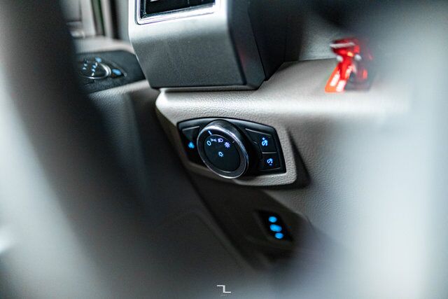 2019 Ford F-550 4x4 Super Cab XLT Dually Deck Diesel BCam Red Deer AB