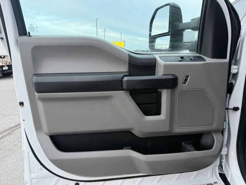 2019 Ford F-550 4x4 V10 Stake Flatbed XL Collinsville OK