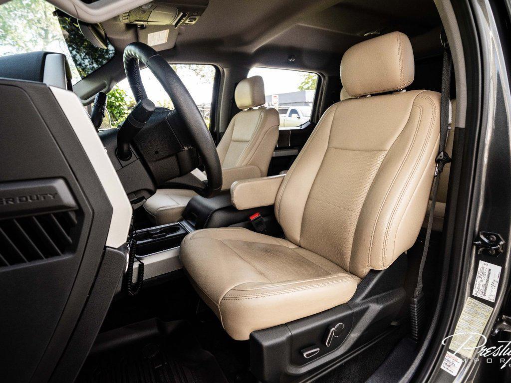 2019 Ford F-550 Chassis LARIAT North Miami Beach FL