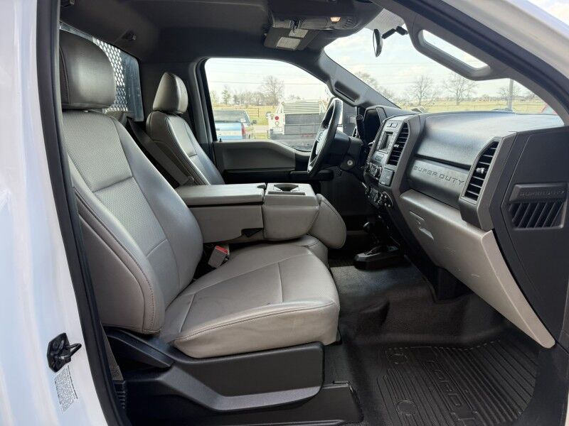 2019 Ford F-550 V10 4x4 Stake Flatbed w/ Lift Gate 79k mi's XL XL Collinsville OK