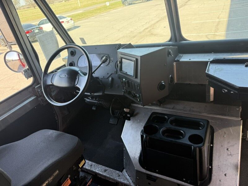 2019 Ford F-59 Stripped Chassis V10 Step Van Collinsville OK