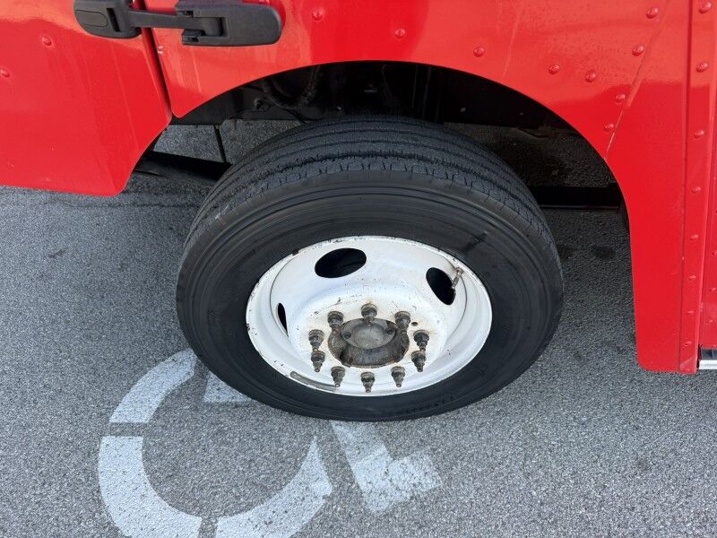 2019 Ford F-59 Stripped Chassis V10 Step Van Collinsville OK