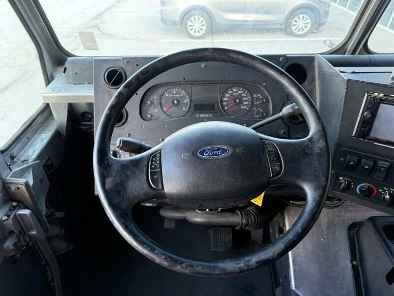 2019 Ford F-59 Stripped Chassis V10 Step Van Collinsville OK