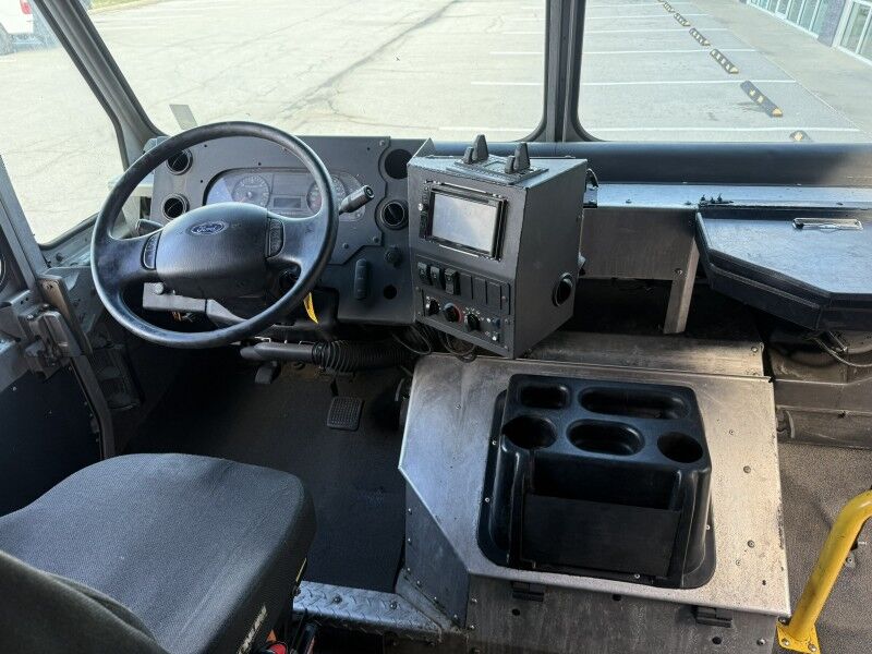 2019 Ford F-59 Stripped Chassis V10 Step Van Collinsville OK