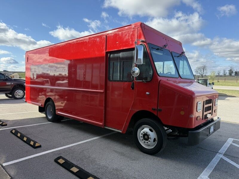 2019 Ford F-59 Stripped Chassis V10 Step Van Collinsville OK