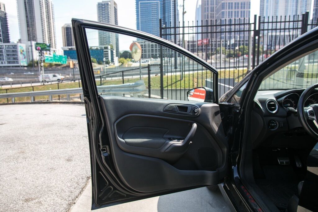 2019 Ford Fiesta ST photo 9