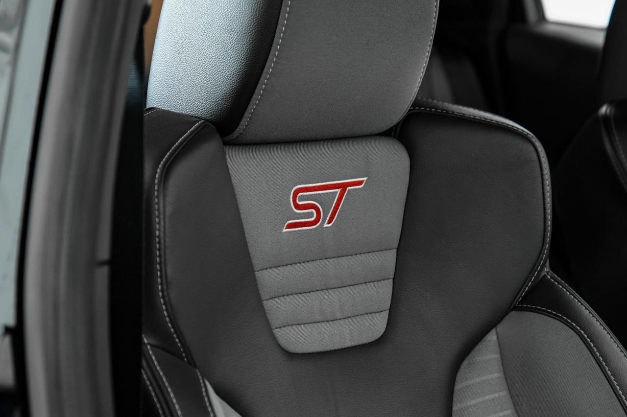 2019 Ford Fiesta ST HATCH NAVIGATION SUNROOF HEATED SEATS REAR CAMERA KEYLESS STA Carrollton TX