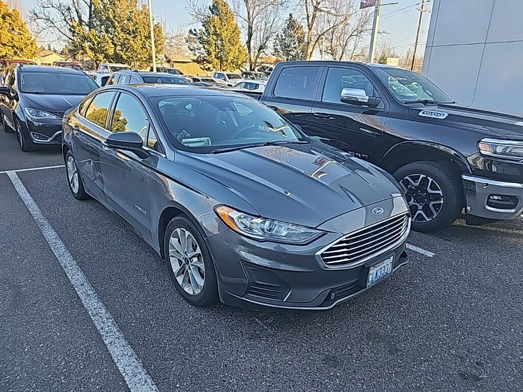 2019 Ford Fusion Hybrid SE