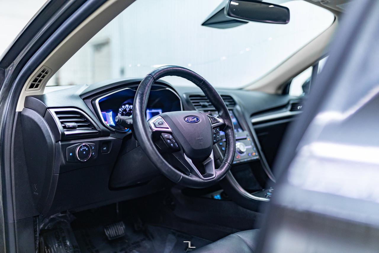 2019 Ford Fusion Hybrid Titanium Leather Roof Nav BCam Red Deer AB