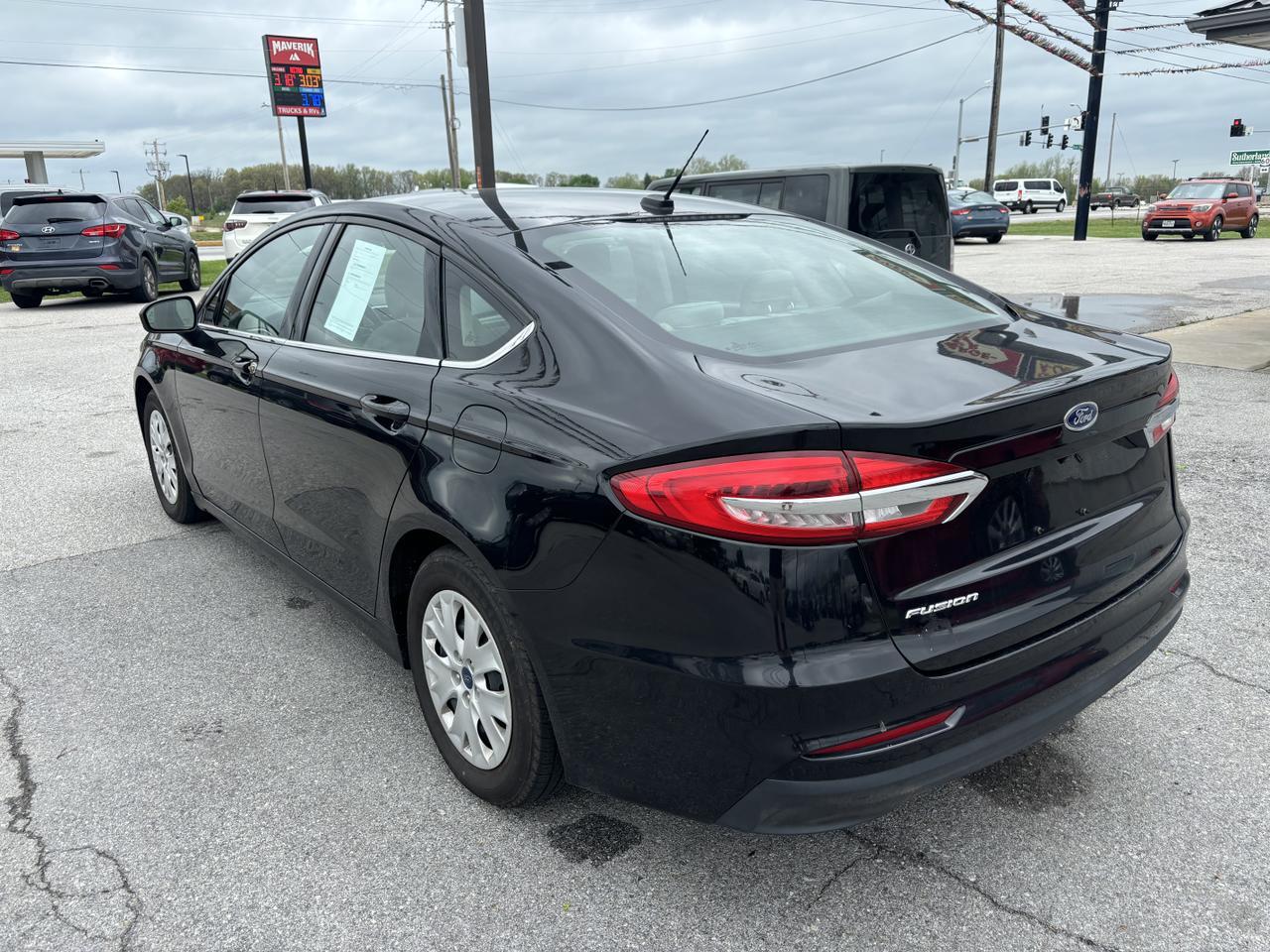 2019 Ford Fusion S Sedan 4D Aurora MO