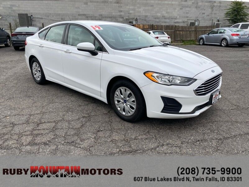2019 Ford Fusion S