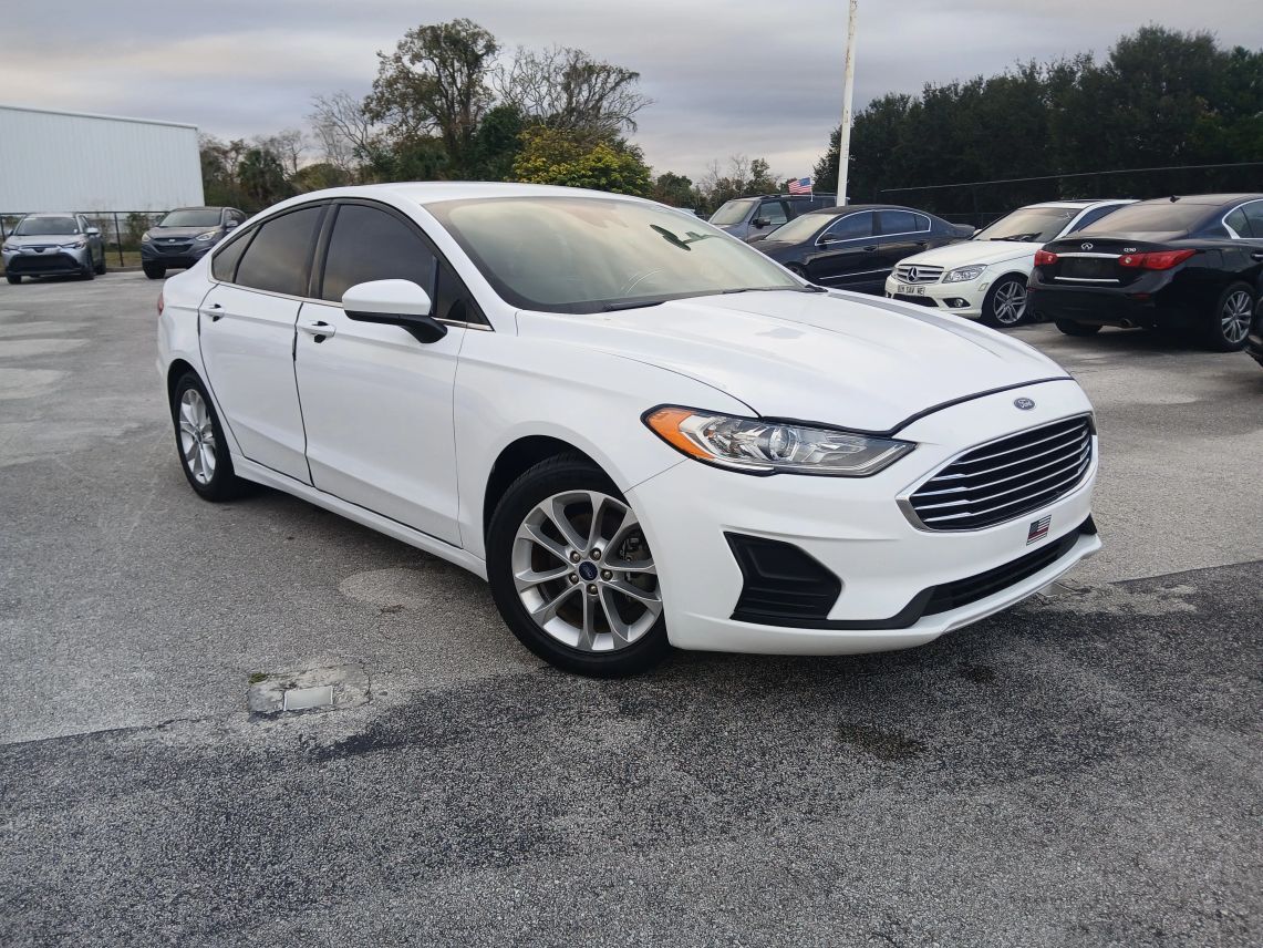 2019 Ford Fusion SE Sedan 4D