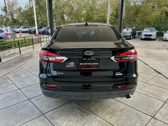 2019 Ford Fusion SEL 98,504 mi.