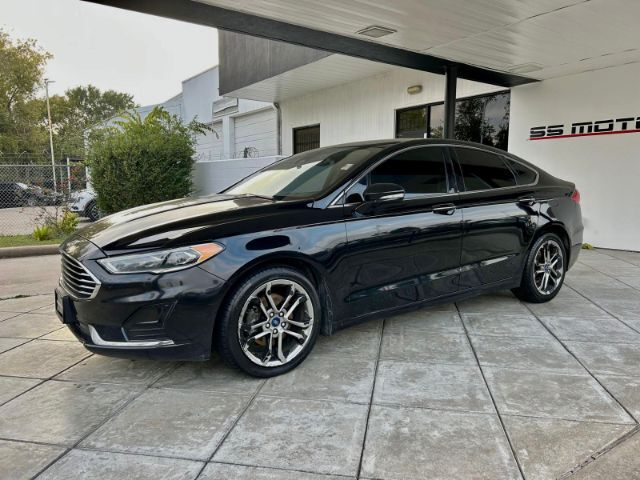 2019 Ford Fusion SEL 189,170 mi.