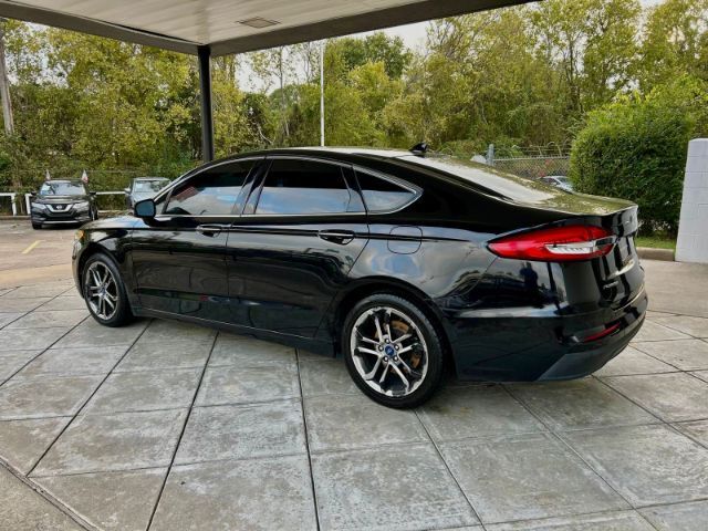 2019 Ford Fusion SEL 189,170 mi.