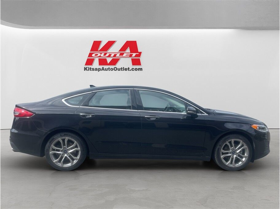 2019 Ford Fusion SEL Sedan 4D