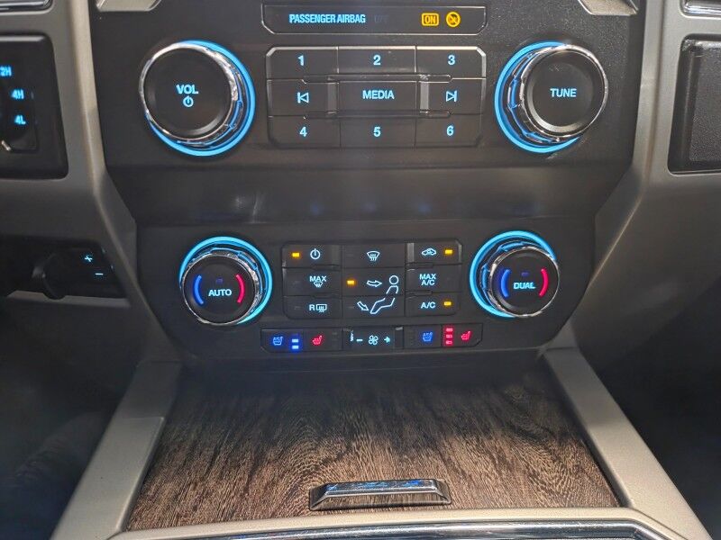 2019 Ford Lariat F-350 SRW Long Bed 6.7L Diesel New 35in Tires FREE WARRANTY Arlington TX