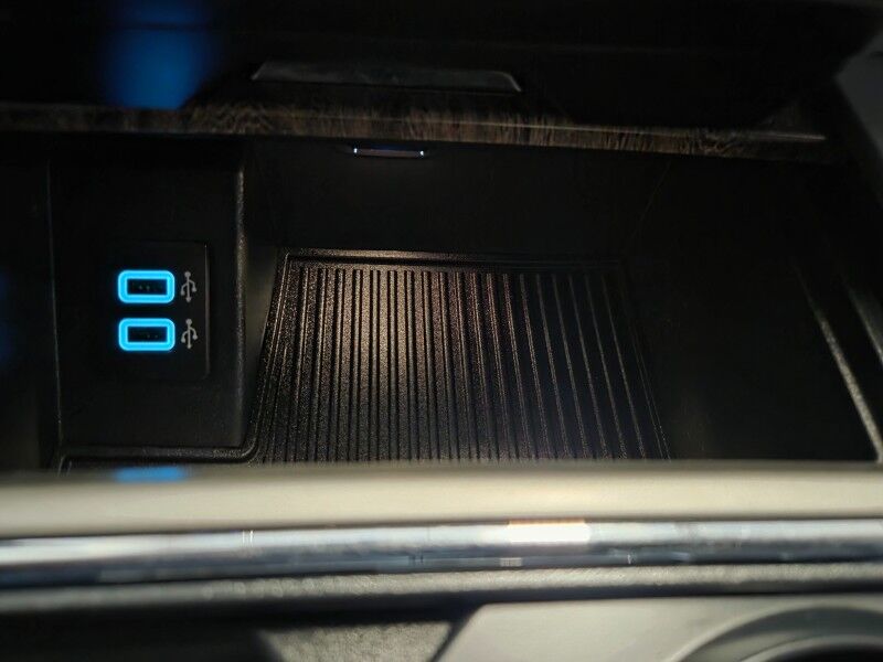 2019 Ford Lariat F-350 SRW Long Bed 6.7L Diesel New 35in Tires FREE WARRANTY Arlington TX