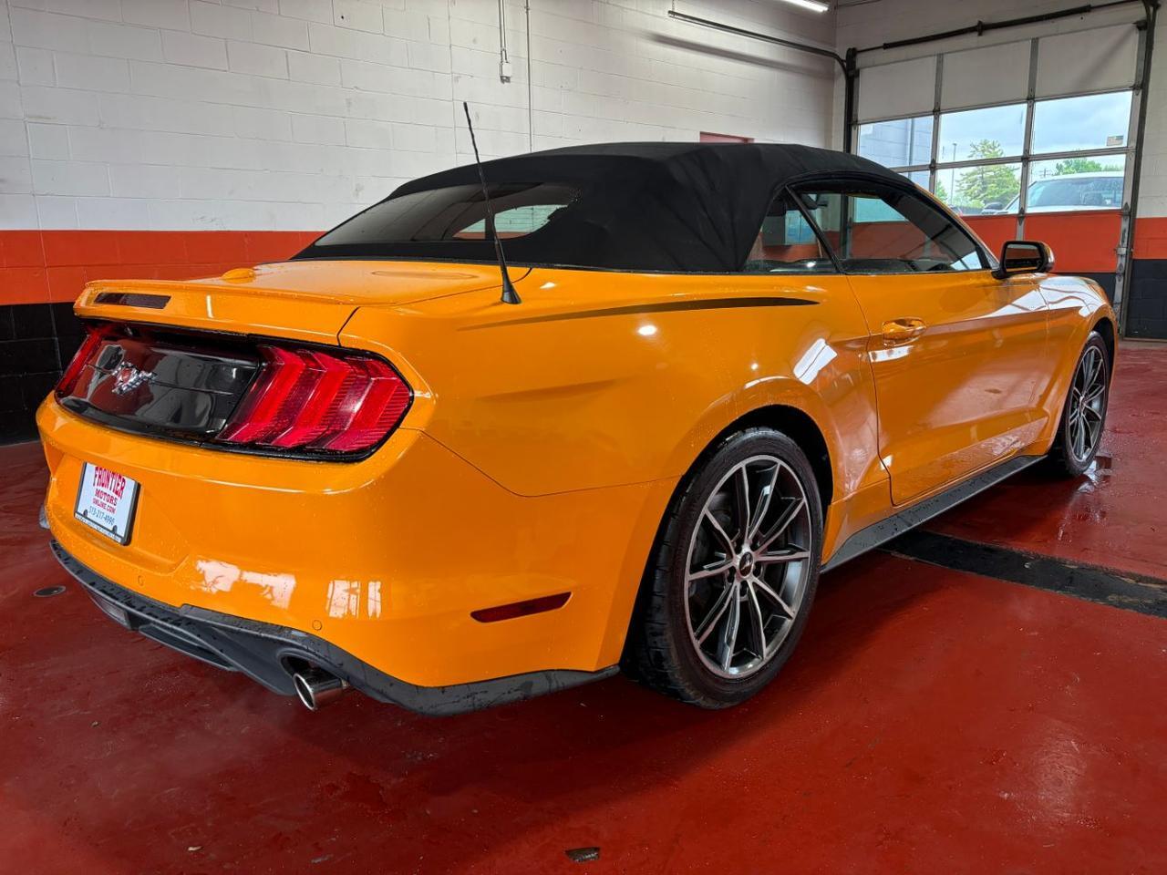 2019 Ford Mustang EcoBoost Premium Franklin OH