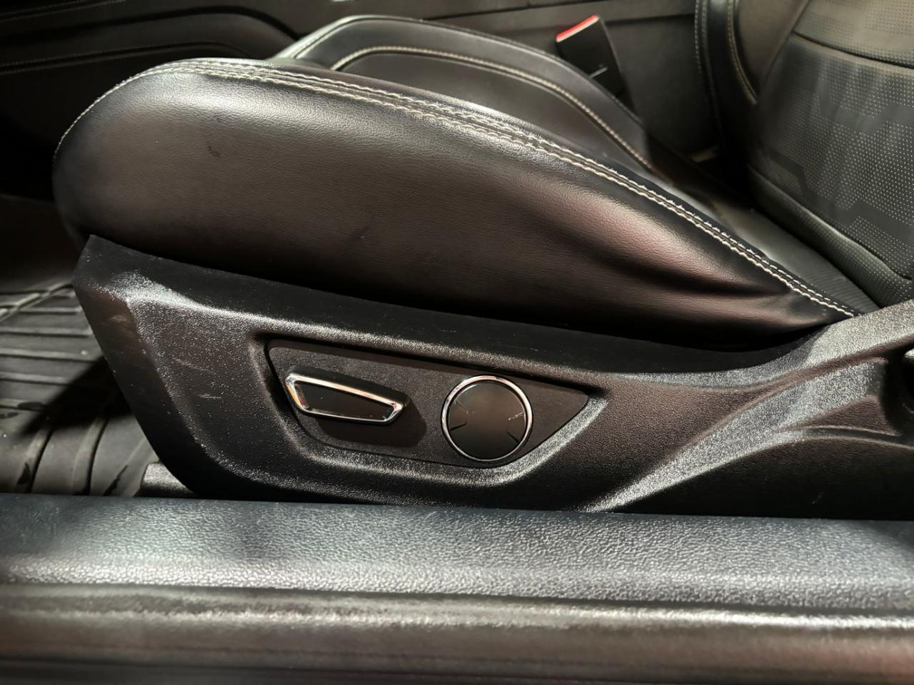 2019 Ford Mustang EcoBoost Premium Franklin OH