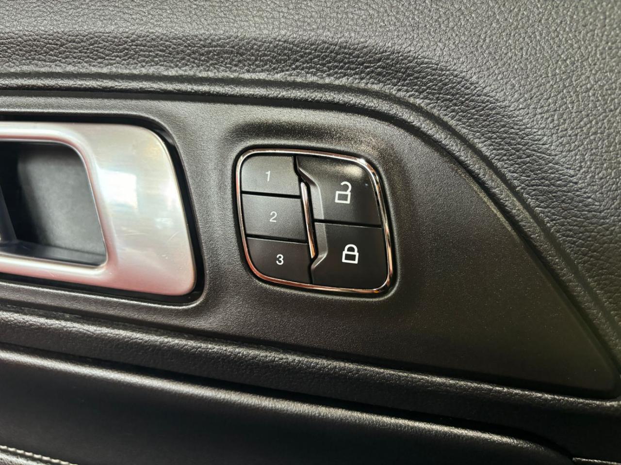 2019 Ford Mustang EcoBoost Premium Franklin OH