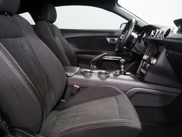 2019 Ford Mustang GT *GT PERFORMANCE PKG, GROUP 301A, 6-SPD MANUAL, NAVIGATION, BACKUP-CAMERA, COLOR TOUCHSCREEN, KEYLESS ENTRY, ACTIVE EXHAUST, 19 INCH WHEELS, LED HEADLIGHTS, BLUETOOTH PHONE & AUDIO Round Rock TX