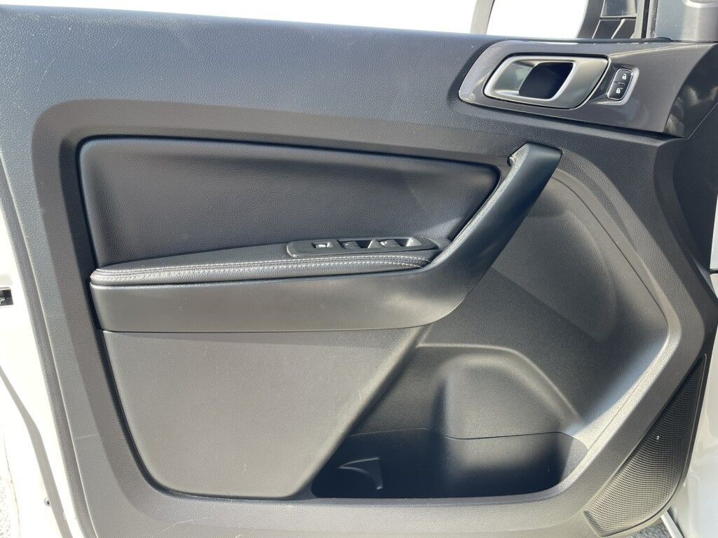 2019 Ford Ranger XL~4X2~5.1' BED LENGTH~AUTO START/STOP~CHROME GRILLE~CRASH SENSORS~ECOBOOST~KEYLESS ENTRY~PREMIUM SOUND SYSTEM~REMOTE ENGINE START~REMOVABLE TAILGATE~TRAILER TOW PACKAGE Sarasota FL