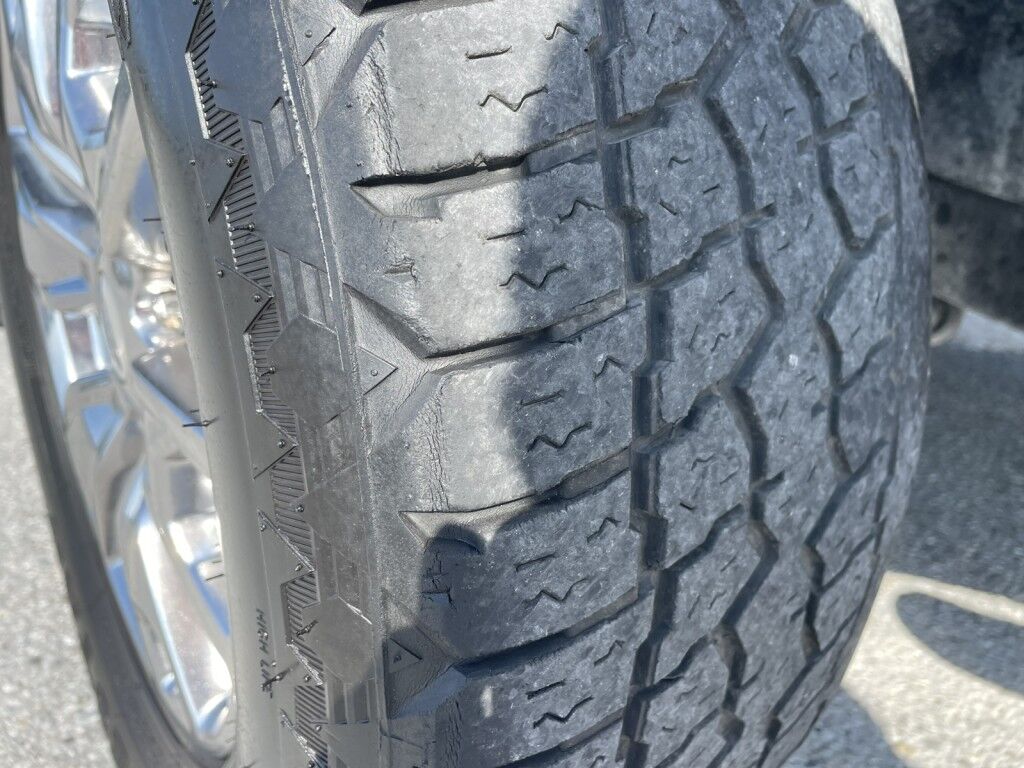 2019 Ford Ranger XL~4X2~5.1' BED LENGTH~AUTO START/STOP~CHROME GRILLE~CRASH SENSORS~ECOBOOST~KEYLESS ENTRY~PREMIUM SOUND SYSTEM~REMOTE ENGINE START~REMOVABLE TAILGATE~TRAILER TOW PACKAGE Sarasota FL